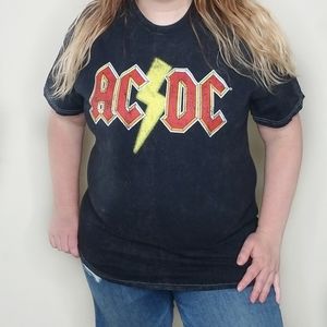 ACDC》 Acid Wash Black Crackle Graphic Tee Lrg